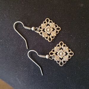 Cute dangle earrings